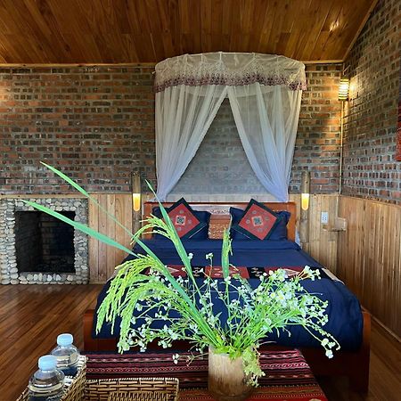 Sapa Hmong Bungalow Homestay المظهر الخارجي الصورة